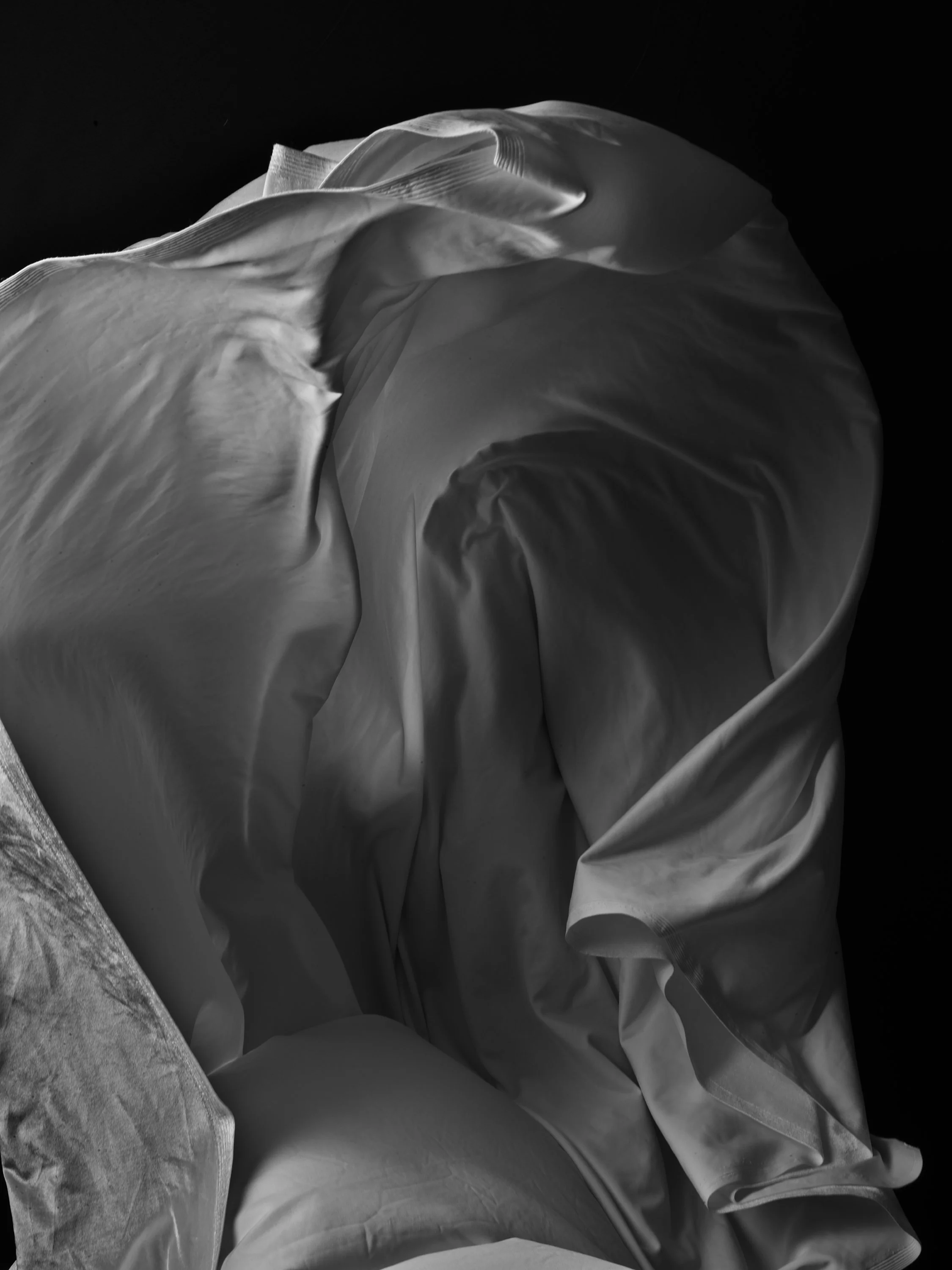 Cloth: Ghosts, Phantoms, and Still Lifes — Abelardo Morell